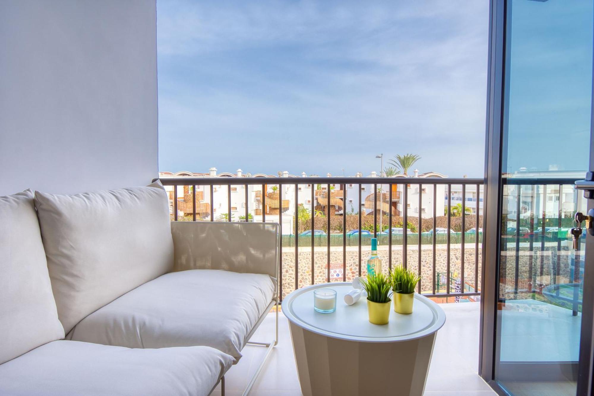 Suite Guinea 506 By Homestaygrancanaria San Bartolomé Exteriör bild